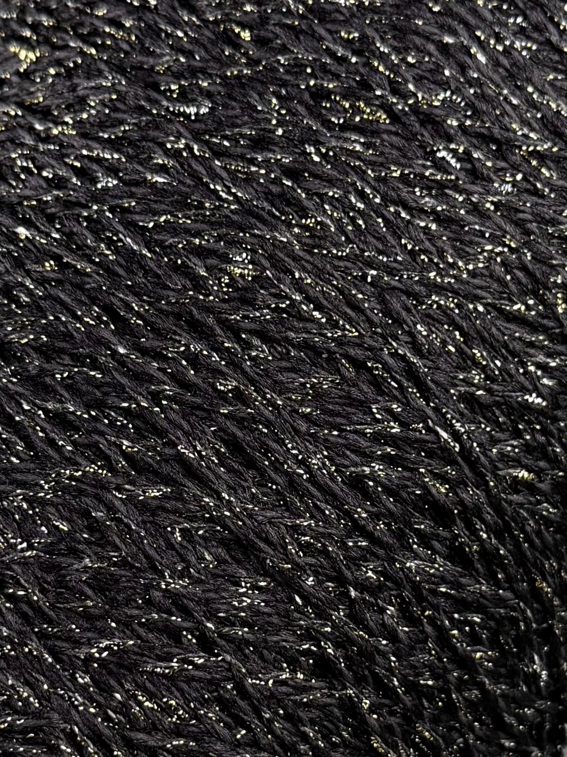 Hasegawa HKA2351 1/1.9 – Filato in seta con effetto oro e argento col. Nero